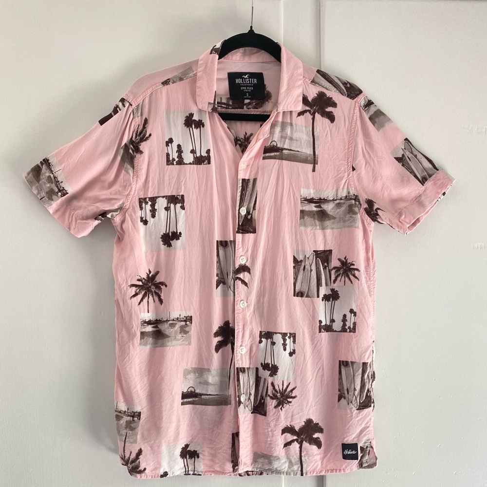 Vintage Y2K Hollister Men’s Pink Short-Sleeve Hawaiian Photo-Print Camp Shirt S